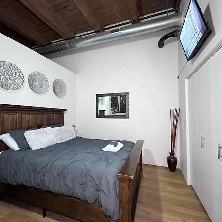 Luxery Stay Chicago - Themed Units! Close To Downtown, Mccormick Place & Wintrust Arena Bagian luar foto