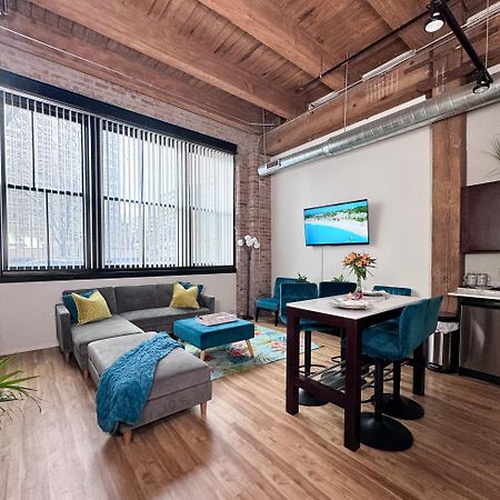 Luxery Stay Chicago - Themed Units! Close To Downtown, Mccormick Place & Wintrust Arena Bagian luar foto