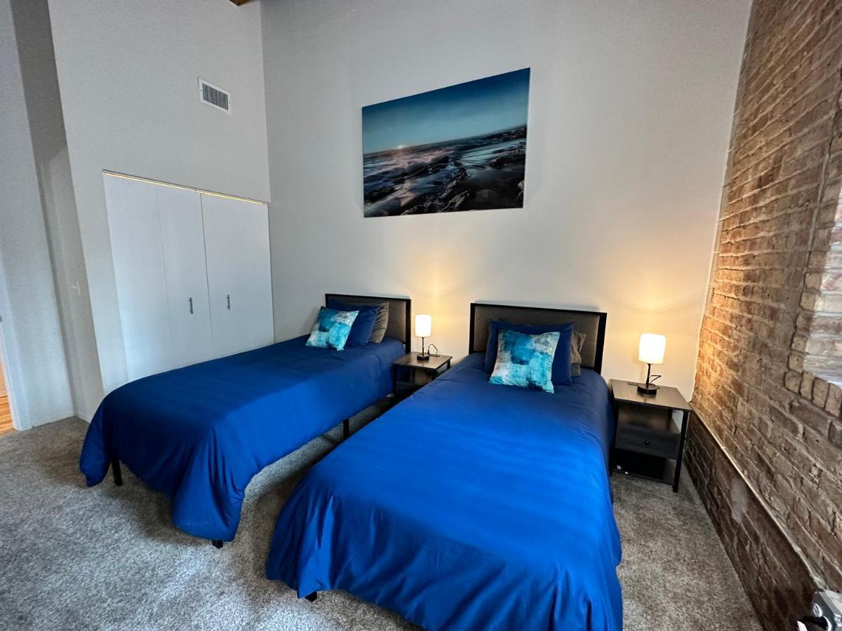 Luxery Stay Chicago - Themed Units! Close To Downtown, Mccormick Place & Wintrust Arena Bagian luar foto