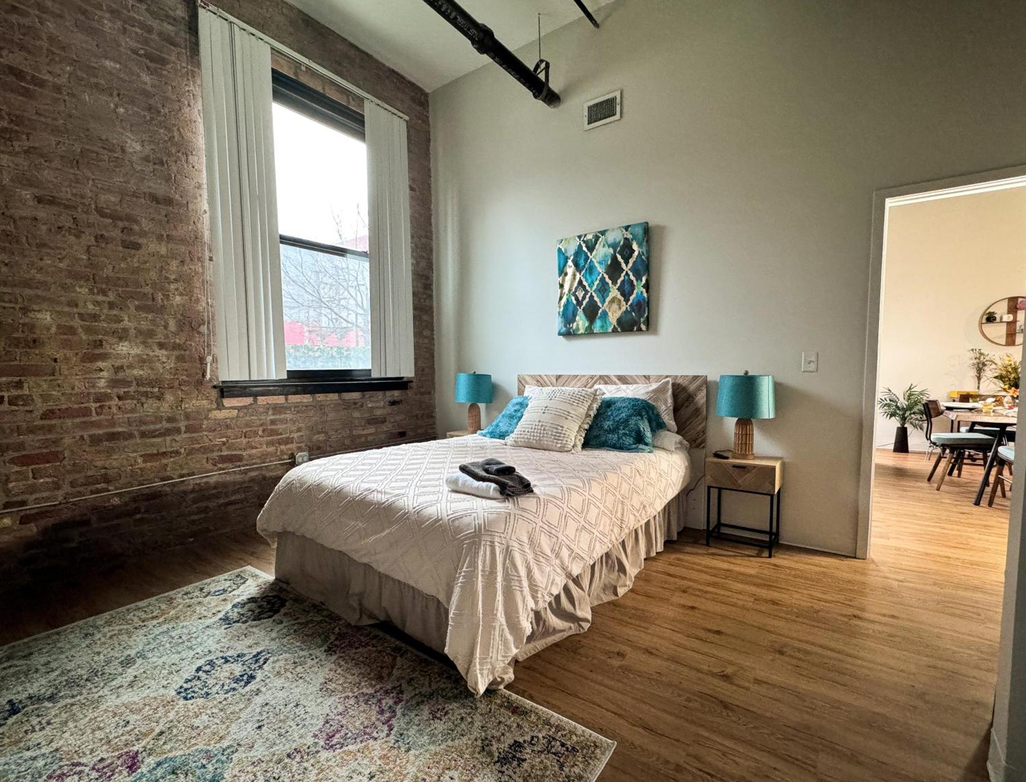 Luxery Stay Chicago - Themed Units! Close To Downtown, Mccormick Place & Wintrust Arena Bagian luar foto