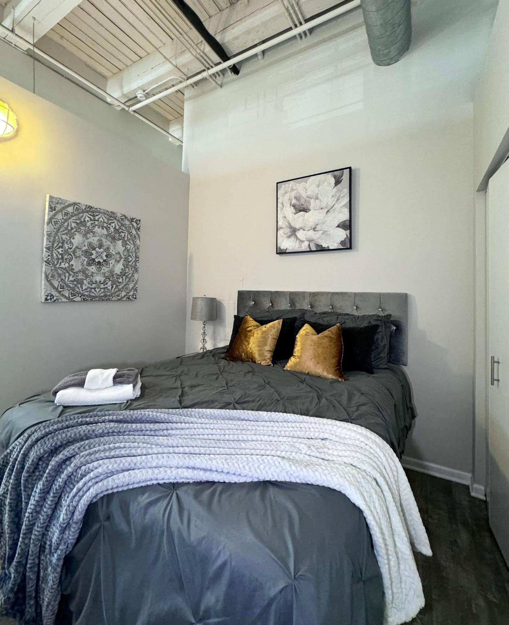 Luxery Stay Chicago - Themed Units! Close To Downtown, Mccormick Place & Wintrust Arena Bagian luar foto